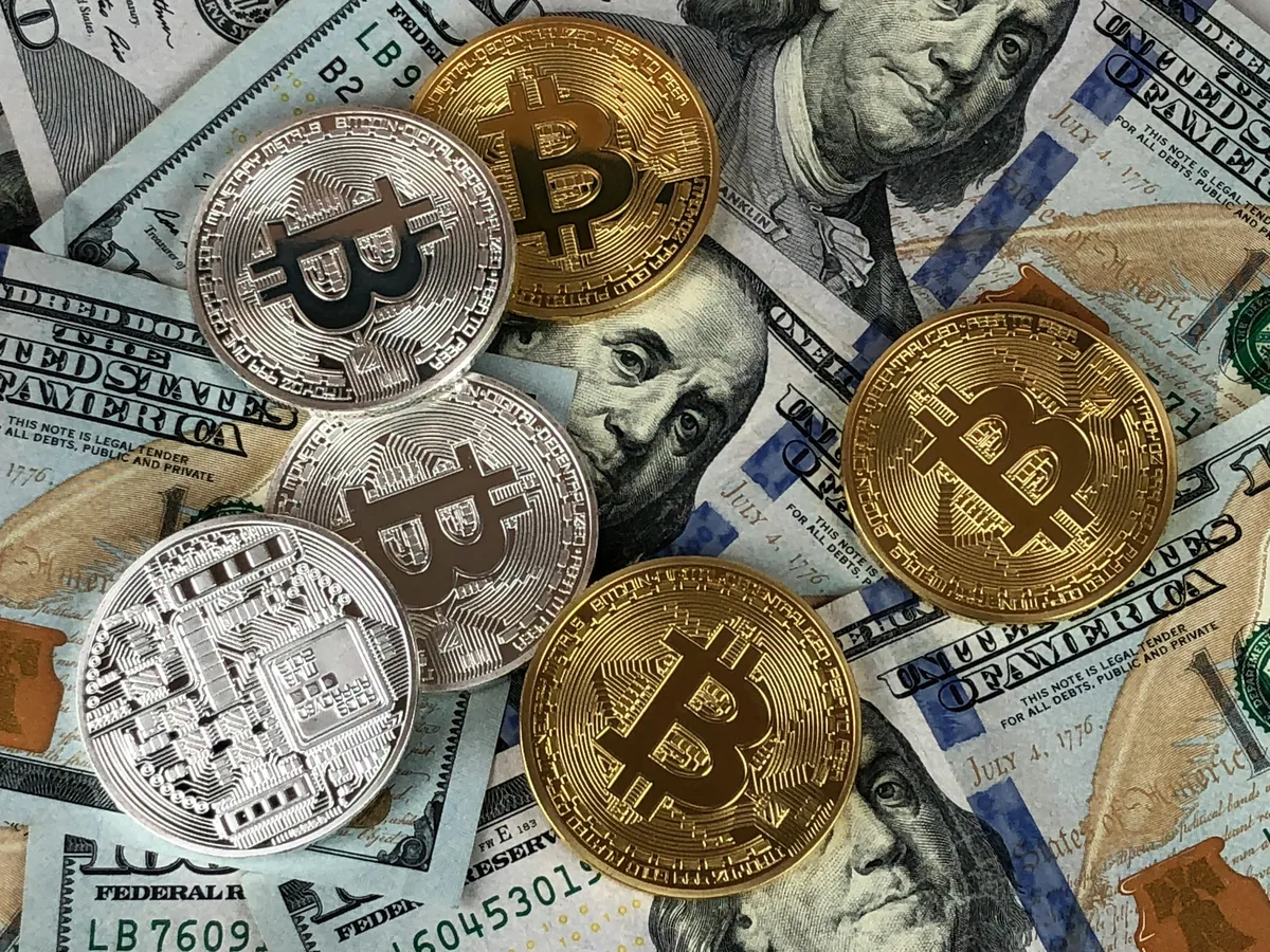 Types of Crypto Wallets Explained: Hot Wallets, Cold (Offline) Wallets & Pooled Wallets